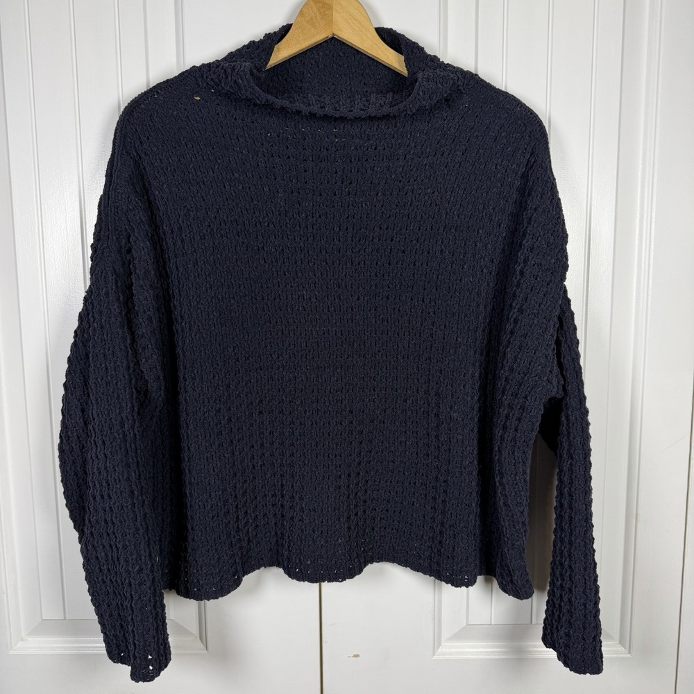 Urban Outfitters Women's Size Small Chunky Knit Turtleneck Sweater Navy Blue